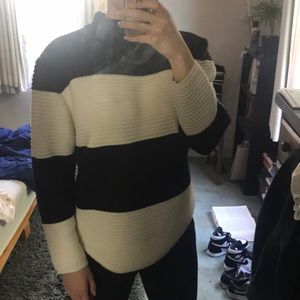 UNIF Mockneck Sweater